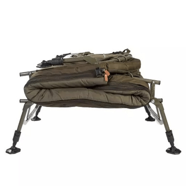 AVID-BEDCHAIR-CON-SACO-1