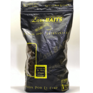 Lara Baits Pellet Con Líquido Atrayente Spirulina 1kg 20mm