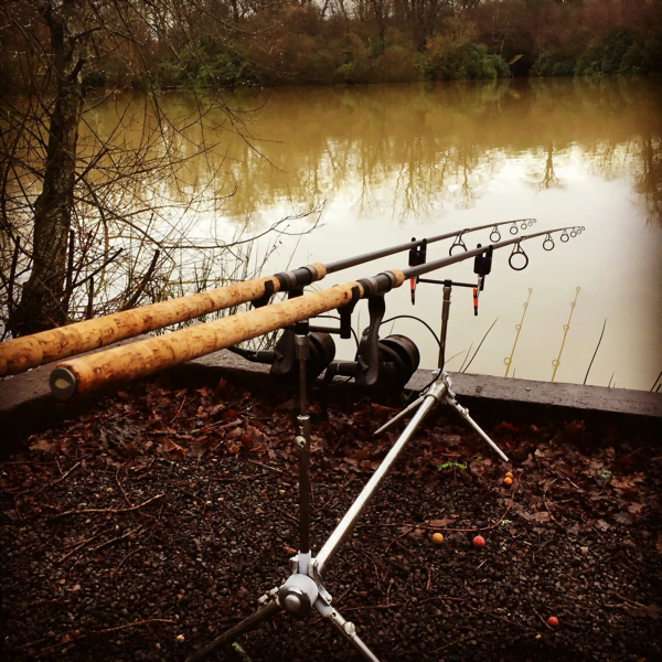 WYCHWOOD-RIOT-10FT-3LB-CORK-4