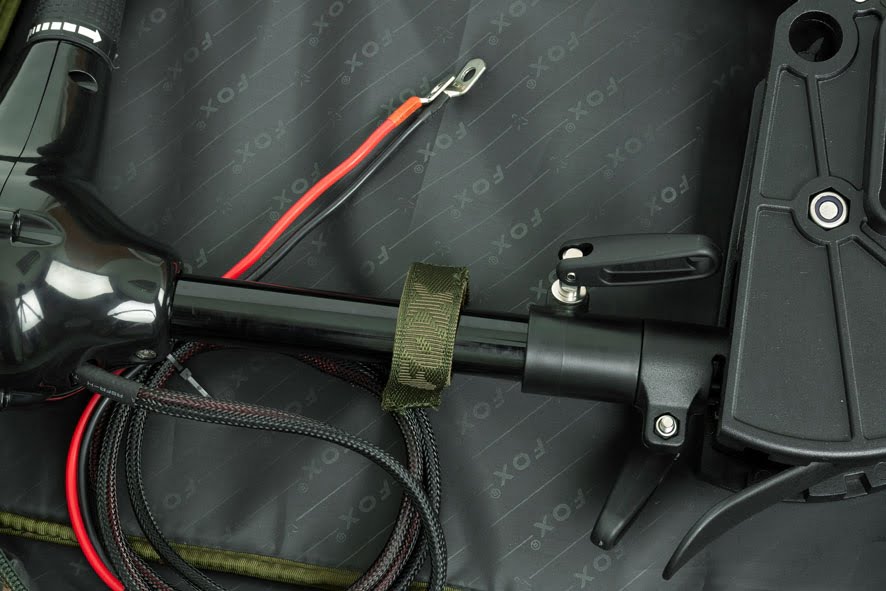 FOX FUNDA MOTOR CAMO 3