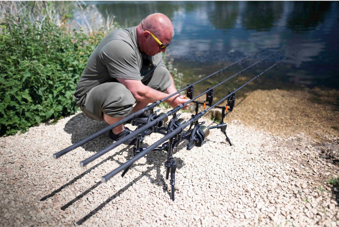 AVID CARP LOK DOWN COMPACT POD.8