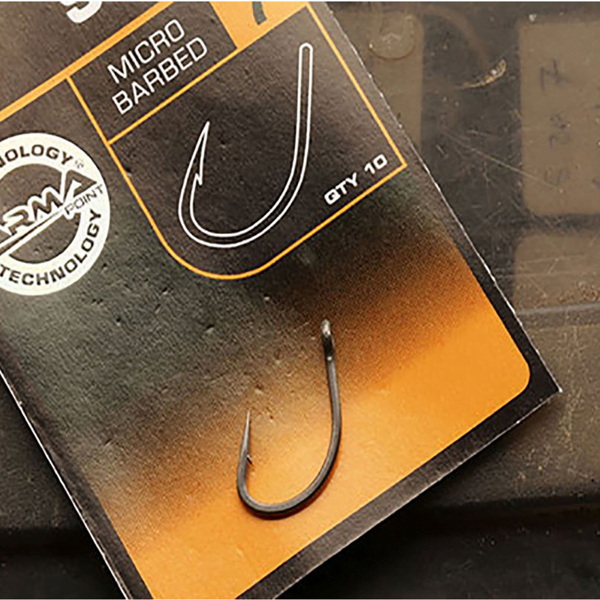 Fox Edges Curve Short