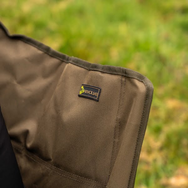 AVID CARP REVOLVE LOW CHAIR 2