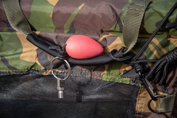 Giants Fishing Weigh Sling Flotante Camo XL