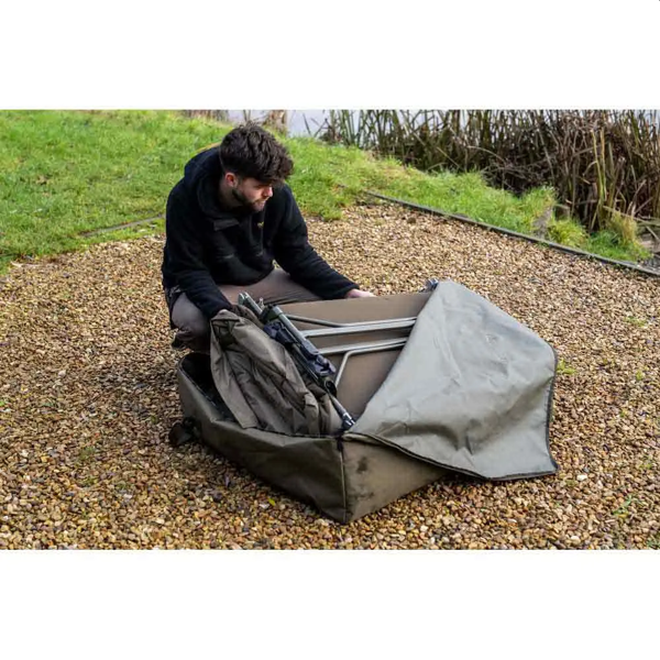 AVID CARP RVS BEDCHAIR BAG 1
