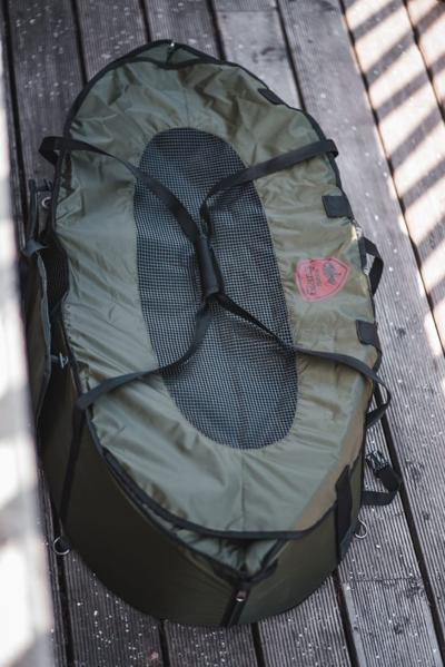 GIANTS LUXURY UNHOOKING MAT 6